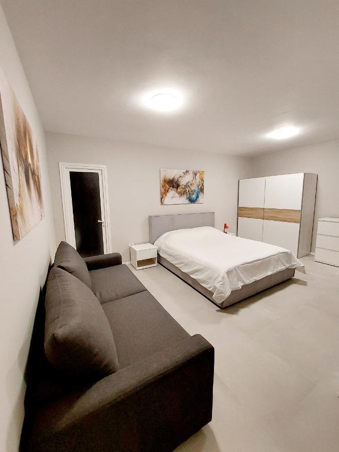 Tirana City Center Apartment מראה חיצוני תמונה